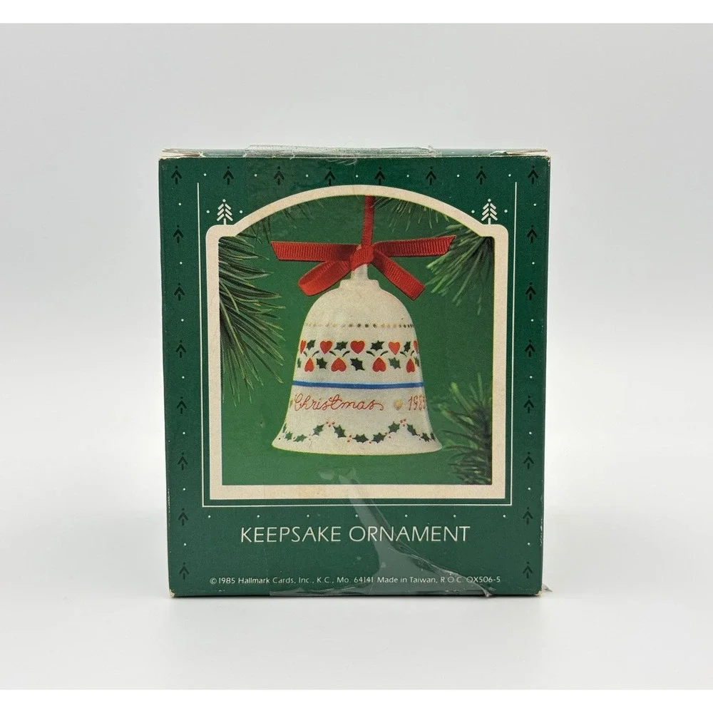 Vintage 1985 Hallmark Keepsake Sister Ceramic Bell Christmas Ornament New In Box